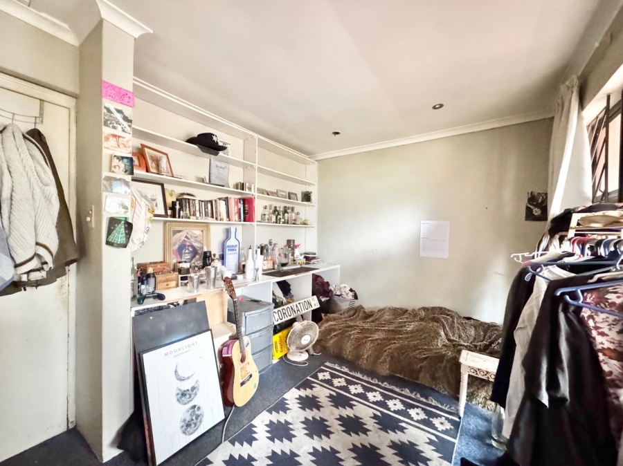 6 Bedroom Property for Sale in Walmer Estate Western Cape